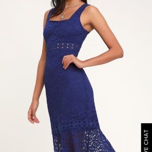 Blue laced trumpet hem body con dress